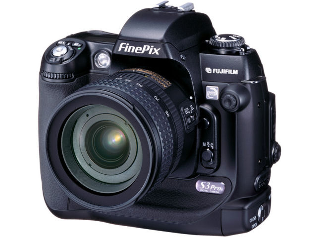 FinePix S3 Pro ボディ
