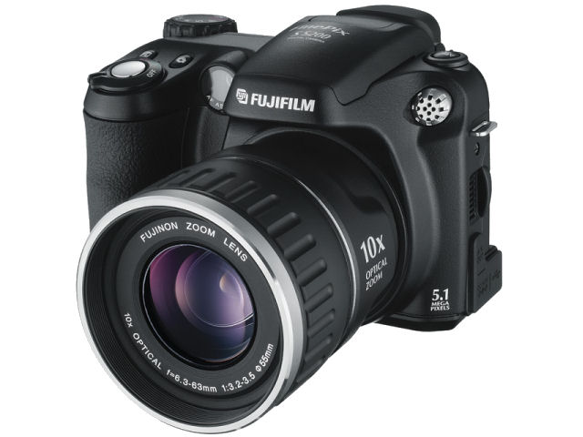 FinePix S5200 �̐��i�摜