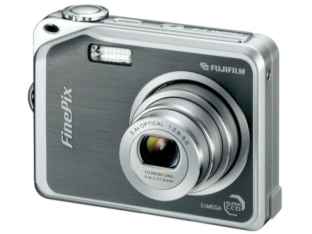 FinePix V10 �̐��i�摜