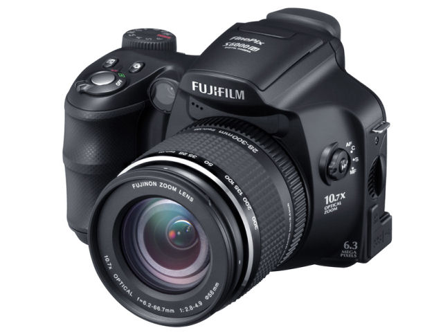 FinePix S6000fd