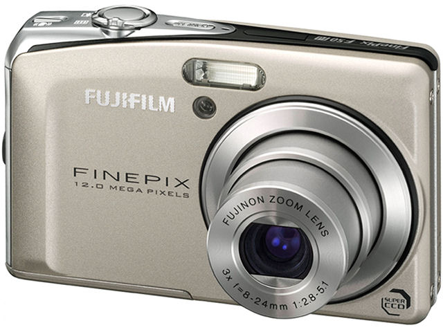 富士フイルム FinePix F50fd 取扱説明書・レビュー記事 - トリセツ