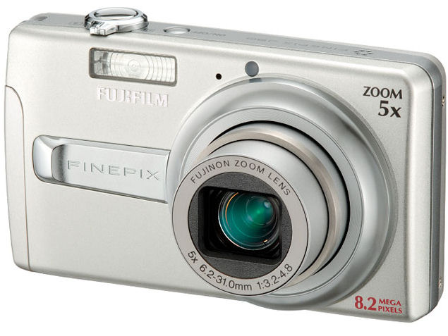 FinePix J50 �̐��i�摜