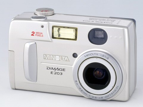 DiMAGE E203 �̐��i�摜
