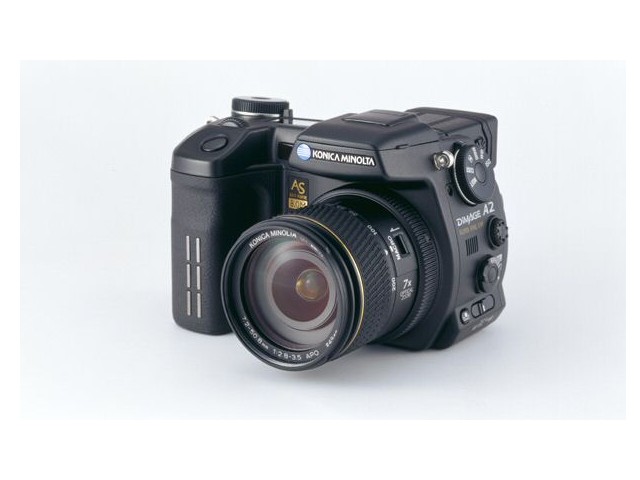 DiMAGE A2 �̐��i�摜