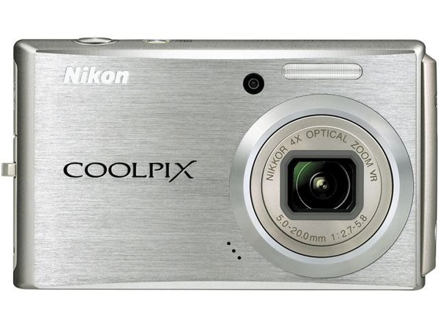 COOLPIX S610c �̐��i�摜