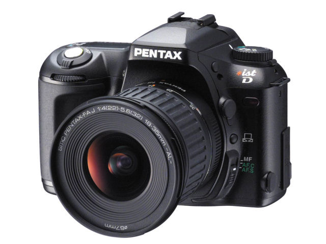 PENTAX *ist D �{�f�B �̐��i�摜