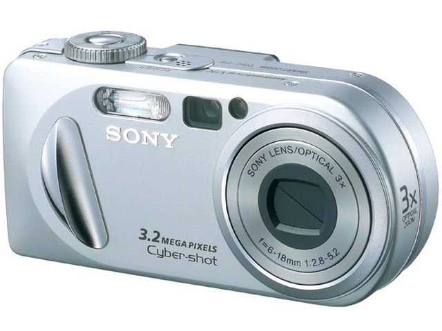 �T�C�o�[�V���b�g DSC-P8