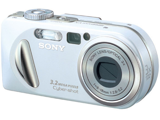 �T�C�o�[�V���b�g DSC-P8