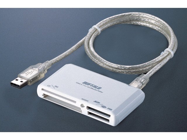 MCR-C7/U2 (USB) (7in1) �̐��i�摜