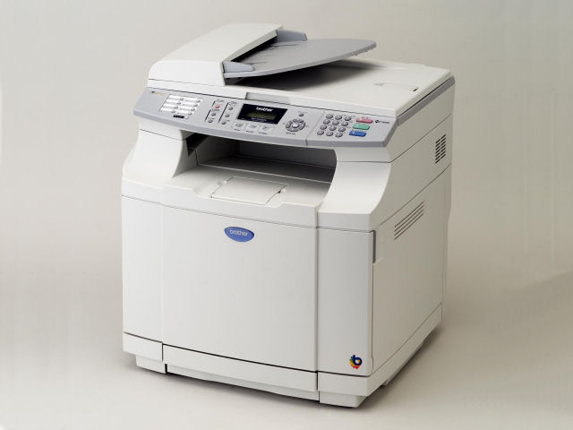 �}���`�t�@���N�V�����Z���^�[ MFC-9420CN �̐��i�摜