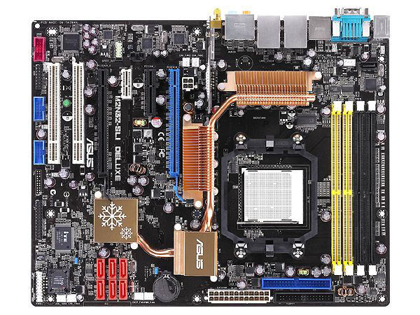 M2N32-SLI Deluxe �̐��i�摜