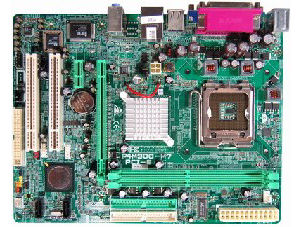 P4M900 Micro 775 �̐��i�摜