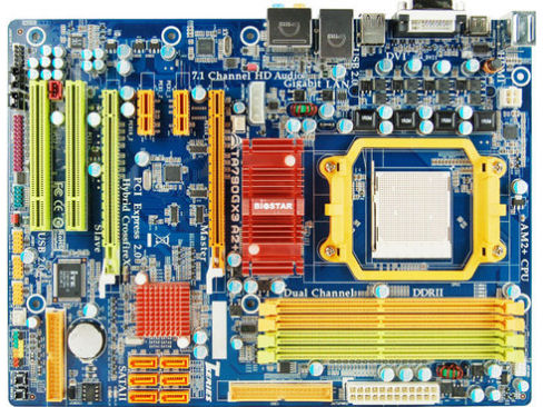 TA790GX3 A2+ �̐��i�摜