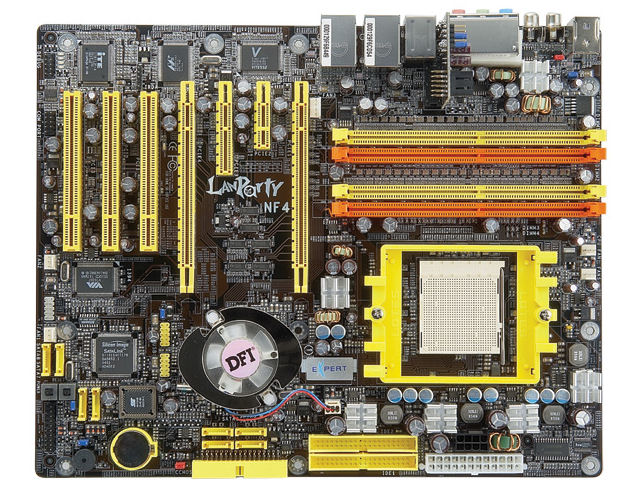 LANPARTY UT NF4 SLI-DR Expert �̐��i�摜