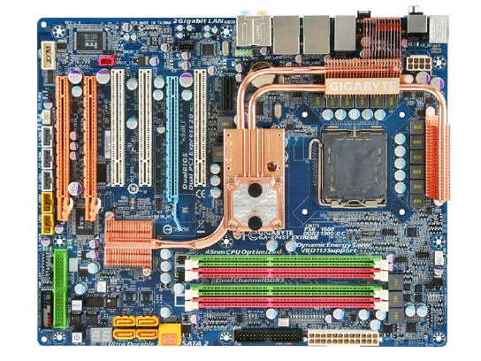 GA-EP45T-EXTREME �̐��i�摜