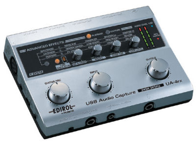 UA-4FX �̐��i�摜