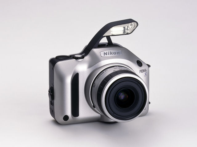 PRONEA S �{�f�B �̐��i�摜