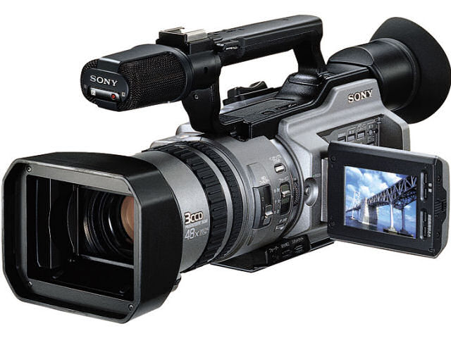 DCR-VX2100 +(ACCKIT-D10) �̐��i�摜