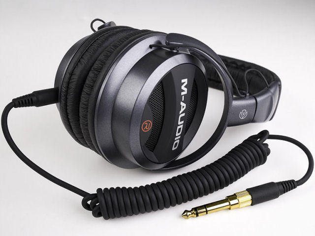 Studiophile Q40 �̐��i�摜