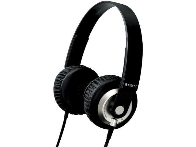 MDR-XB300 �̐��i�摜