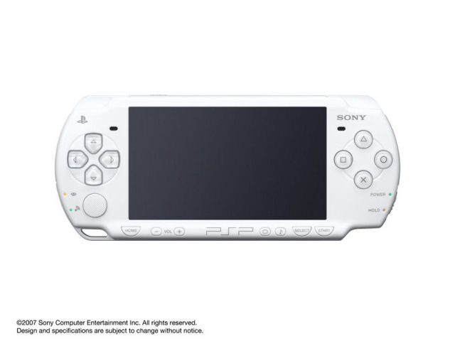 PSP プレイステーション・ポータブル セラミック・ホワイト PSP-2000 CW の製品画像