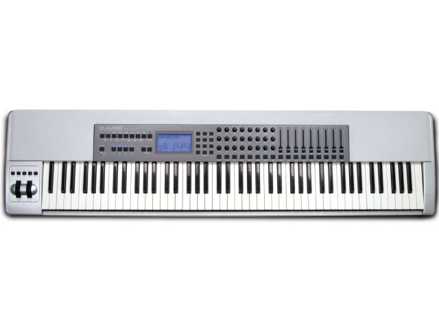 Keystation Pro 88 �̐��i�摜