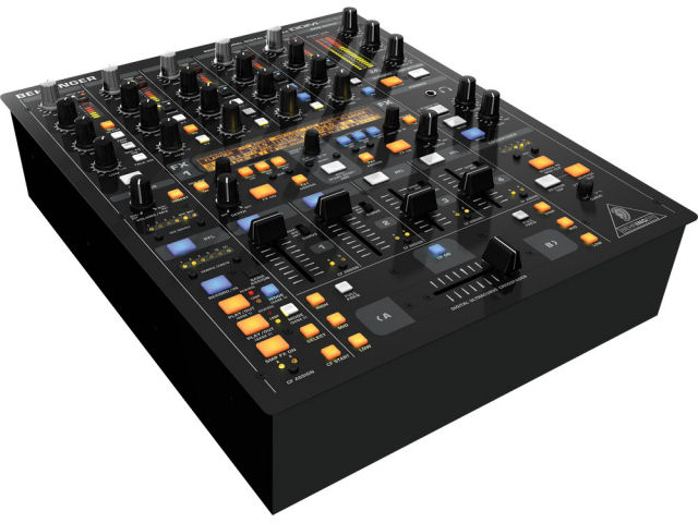 DIGITAL PRO MIXER DDM4000 �̐��i�摜