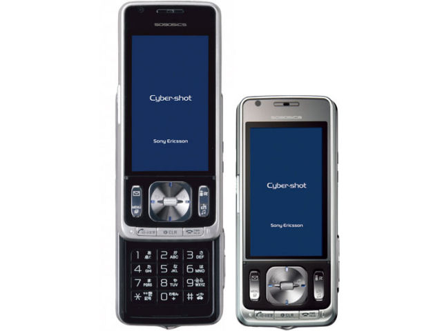 FOMA SO905iCS �̐��i�摜