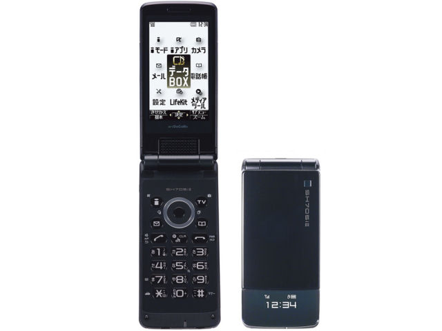 FOMA SH705iII �̐��i�摜