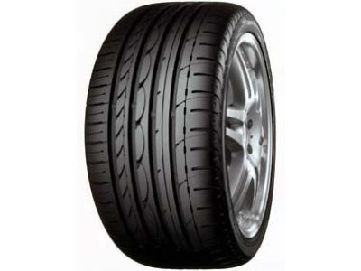 ADVAN Sport 225/45ZR 18 �̐��i�摜