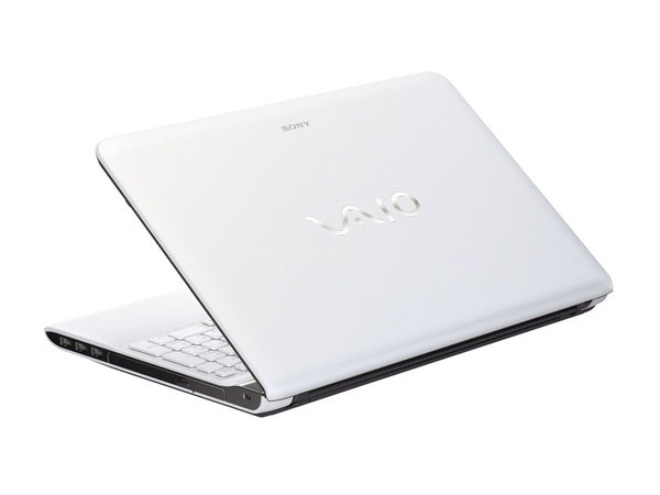 VAIO E�V���[�Y15 SVE1511AJ Celeron B840/�������[2GB���ڃ��f�� �̐��i�摜