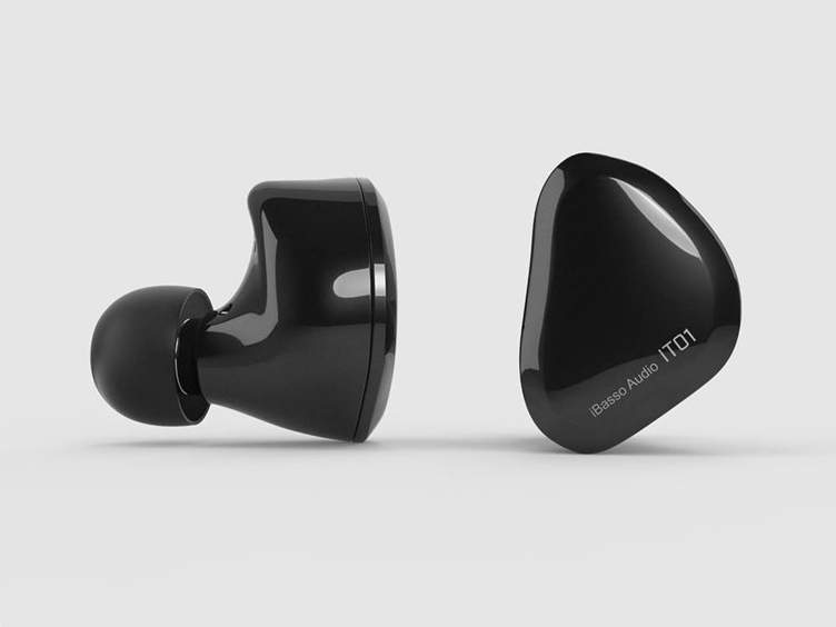 iBasso Audio IT01 �̐��i�摜
