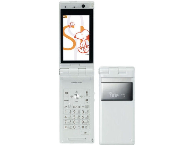 docomo STYLE series P-03A ̐i摜