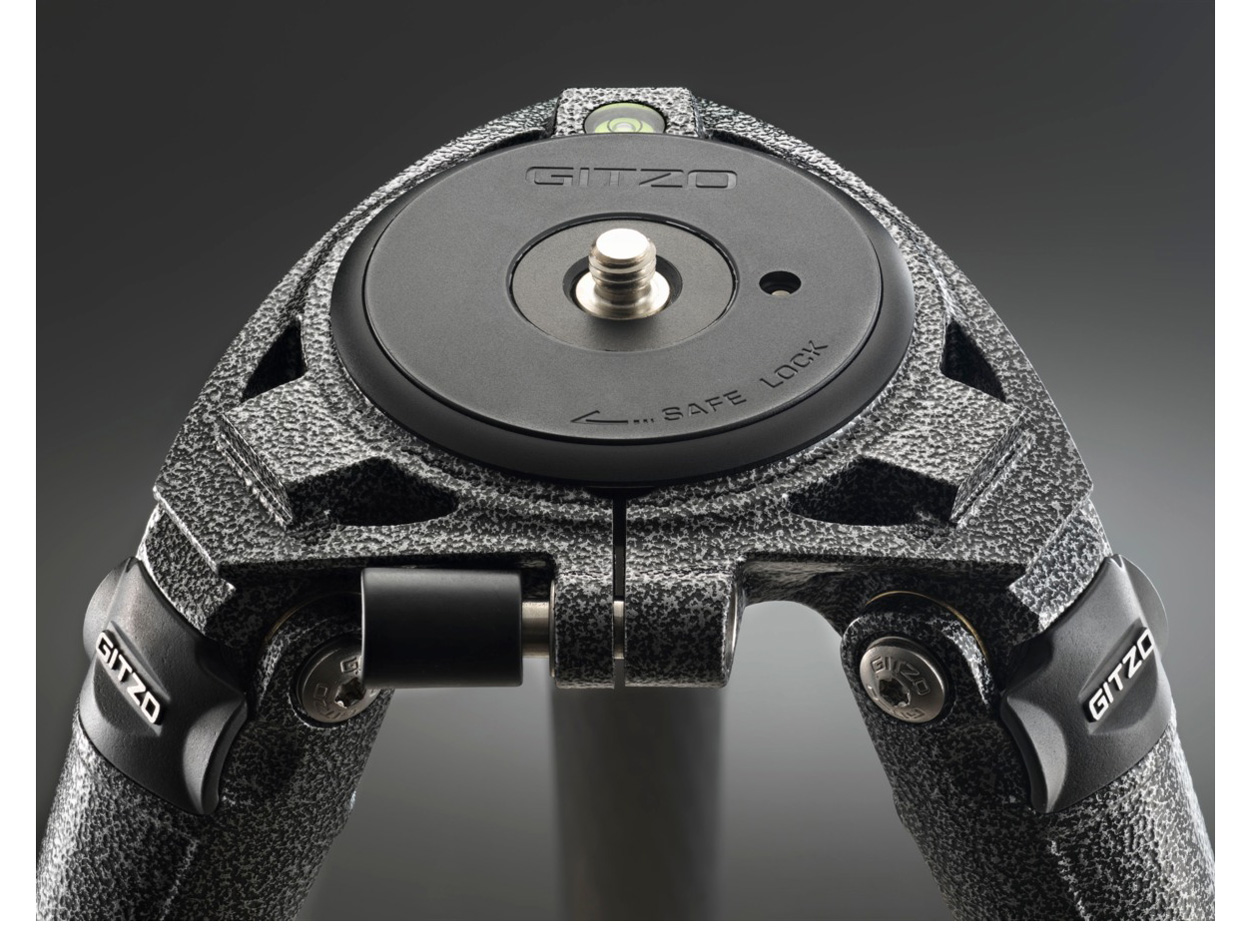 3�V���[�Y 4�i �V�X�e�}�e�B�b�N �J�[�{��6X�O�r GT3541LS