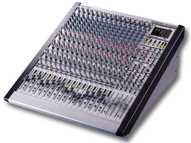 EURORACK MX3242X �̐��i�摜