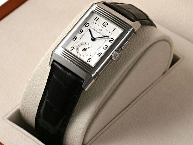 ���x���\�E�f���I Q2718410 �u���b�N���U�[�x���g �̐��i�摜