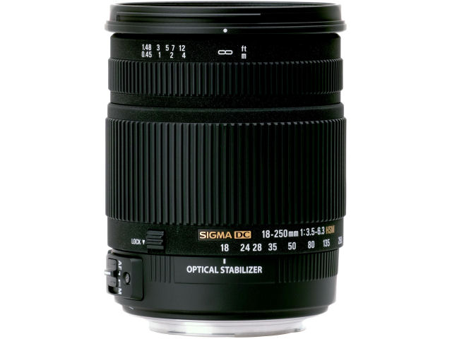 18-250mm F3.5-6.3 DC OS HSM (�y���^�b�N�X�p) �̐��i�摜