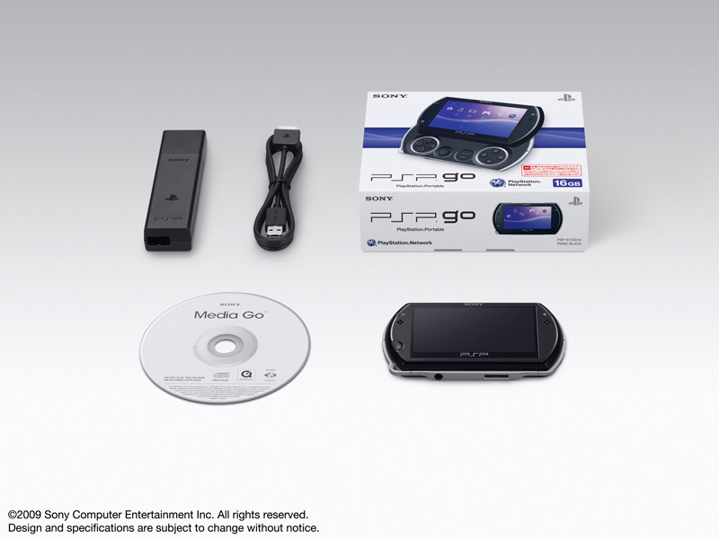 PSP �v���C�X�e�[�V�����E�|�[�^�u�� go �s�A�m�E�u���b�N PSP-N1000PB