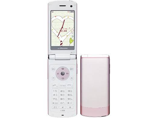 docomo STYLE series L-02B �̐��i�摜