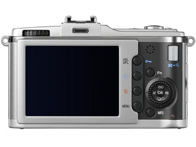 �I�����p�X�E�y�� E-P2 �{�f�B