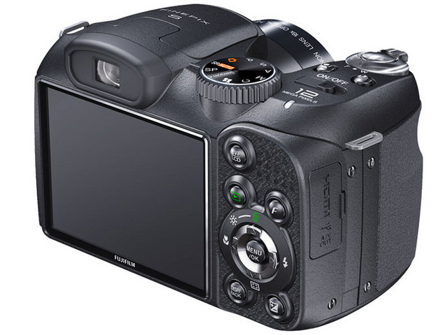 FinePix S2500HD