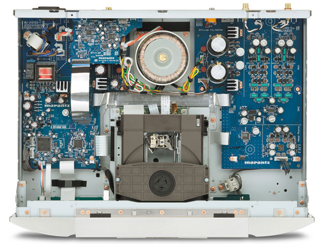 SA8004 [�V���o�[�S�[���h]