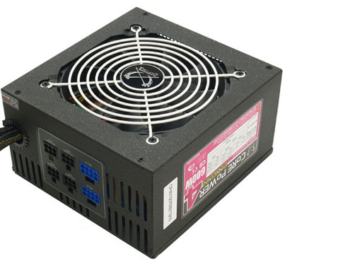 �R�A�p���[4�v���O�C�� CORE4-600-P �̐��i�摜