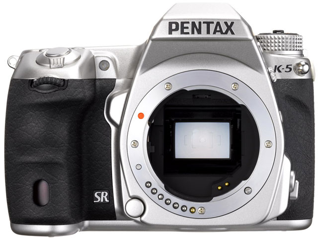 PENTAX K-5 Limited Silver �{�f�B �̐��i�摜