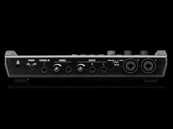 R8 Recorder Interface Controller Sampler