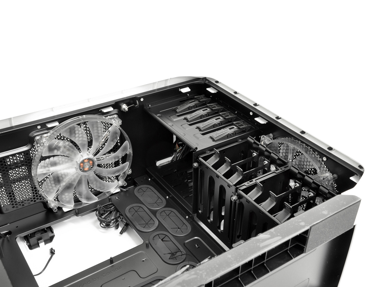 Graphite 600T CC600TWM-WHT