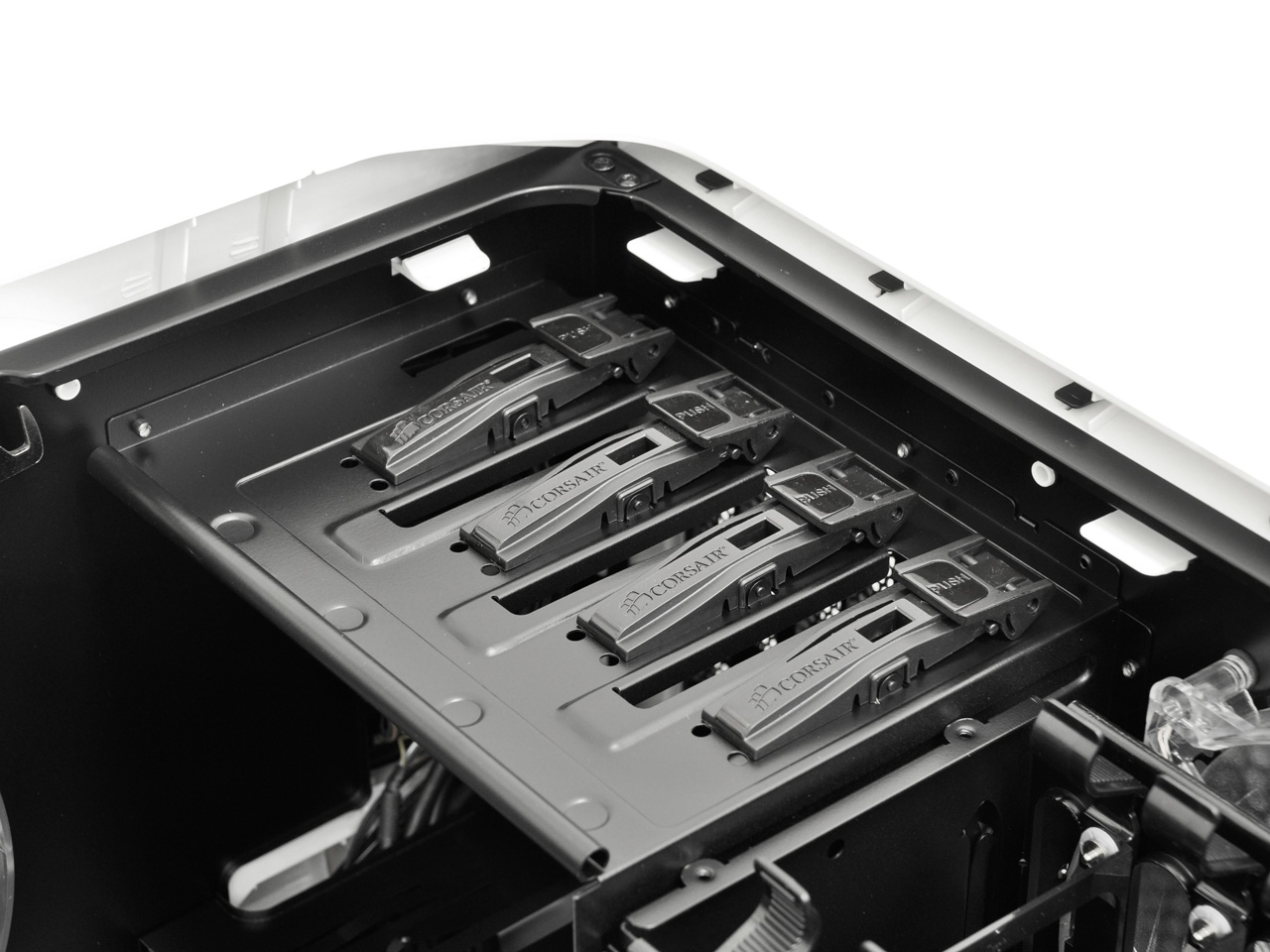 Graphite 600T CC600TWM-WHT