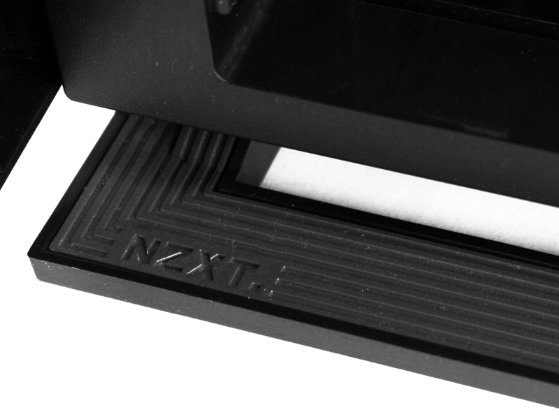 H2-black [�u���b�N]