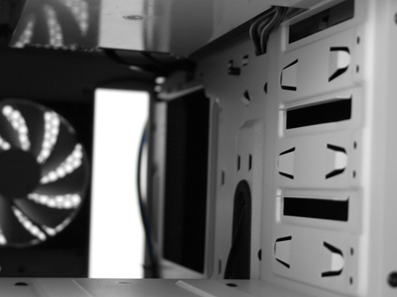 H2-white [�z���C�g]