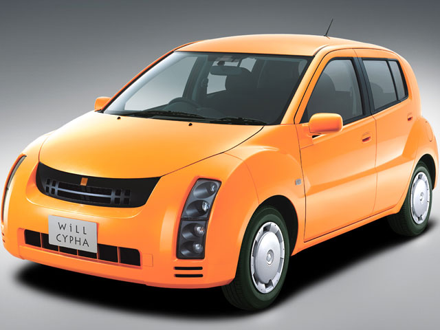 トヨタ WiLL サイファ 2002年モデル 新車画像